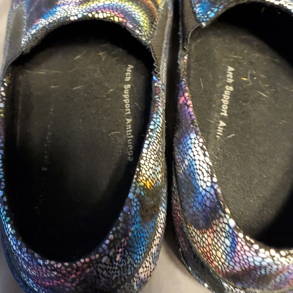 Spring Step Clogs - Picture 6 of 6